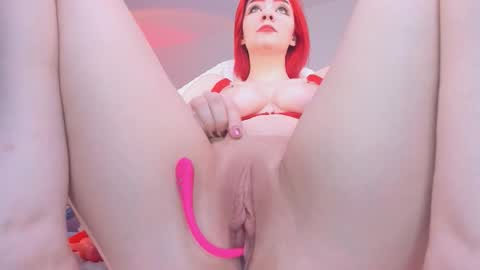 Snapshot of jenny_piper chatting on February 9, 2026, 3:32 am Jenny Piper online show from February 9, 2026, 3:32 am