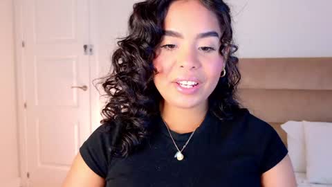 Snapshot of jenny_roberts96 chatting on May 29, 2026, 6:39 pm Jenny Roberts online show from May 29, 2026, 6:39 pm