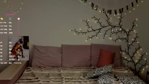 jenny_rossex online show from May 20, 2026, 8:48 pm