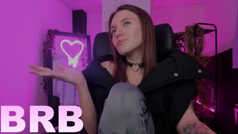 Snapshot of jennydens chatting on December 2, 2024, 2:09 am Jenny NO Nude online show from December 2, 2024, 2:09 am