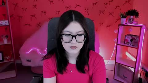 Snapshot of jennygibson chatting on April 24, 2026, 5:10 am JENNY online show from April 24, 2026, 5:10 am
