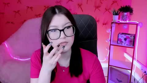 Snapshot of jennygibson chatting on May 8, 2026, 5:13 am JENNY online show from May 8, 2026, 5:13 am