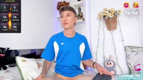 jero independent model online show from January 31, 2026, 11:25 pm