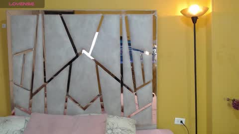 Snapshot of jerlin_son chatting on March 3, 2025, 4:14 am Jerlin online show from March 3, 2025, 4:14 am