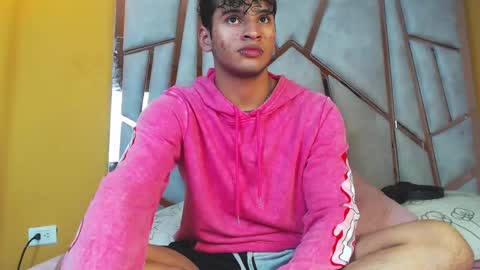 Snapshot of jerlin_son chatting on March 12, 2025, 4:08 am Jerlin online show from March 12, 2025, 4:08 am