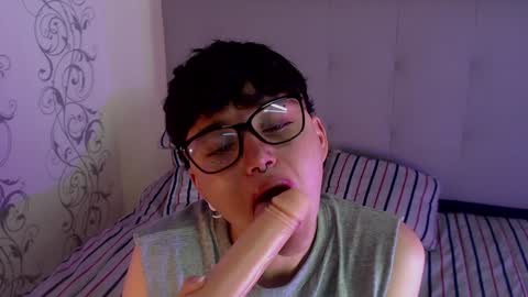 Snapshot of jero_harper1 chatting on December 11, 2024, 10:27 pm jero harper1 online show from December 11, 2024, 10:27 pm