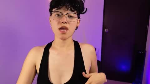 Snapshot of jeroharper chatting on February 14, 2026, 10:06 pm Jero Harper online show from February 14, 2026, 10:06 pm