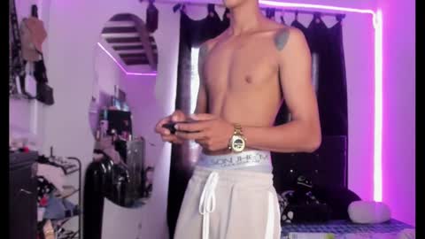 Tapion online show from March 11, 2025, 3:12 pm