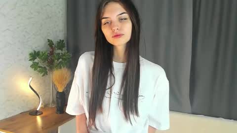 Snapshot of jerricaezelle chatting on October 6, 2025, 4:32 am Keira online show from October 6, 2025, 4:32 am
