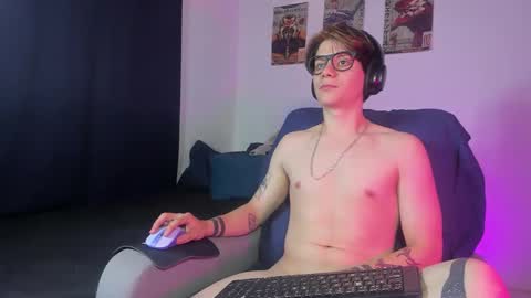 Snapshot of jerrycole_ chatting on September 28, 2025, 2:28 am Angelo online show from September 28, 2025, 2:28 am