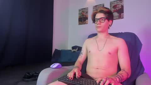 Snapshot of jerrycole_ chatting on September 30, 2025, 4:28 am Angelo online show from September 30, 2025, 4:28 am