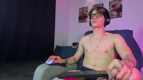 Snapshot of jerrycole_ chatting on October 4, 2025, 4:21 am Angelo online show from October 4, 2025, 4:21 am