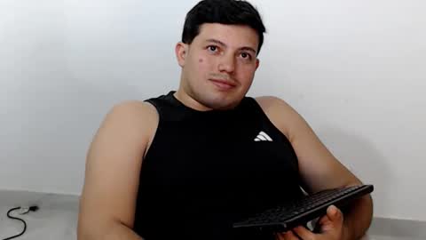 Snapshot of jertbear chatting on April 6, 2026, 5:41 am ItsJert Bear online show from April 6, 2026, 5:41 am