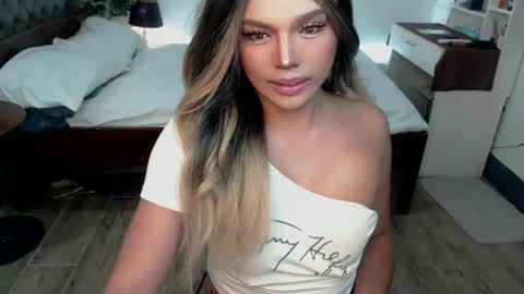 jesie_hot69 online show from November 11, 2025, 6:52 pm