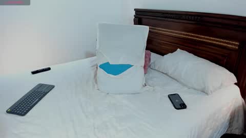 Jessica online show from February 2, 2026, 2:05 pm