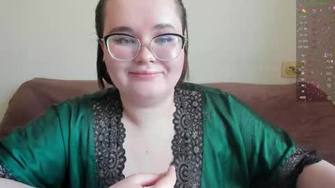 Natalia online show from March 3, 2026, 6:30 am