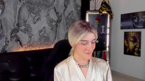 Snapshot of jessica_lisbon chatting on April 19, 2026, 7:38 pm Jessica online show from April 19, 2026, 7:38 pm