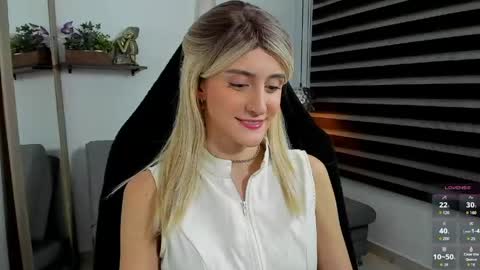 Snapshot of jessica_lisbon chatting on May 15, 2026, 6:04 pm Jessica online show from May 15, 2026, 6:04 pm