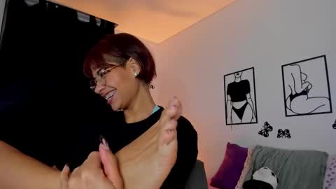 Snapshot of jessica_lovely77 chatting on January 8, 2025, 11:19 pm Jessica online show from January 8, 2025, 11:19 pm