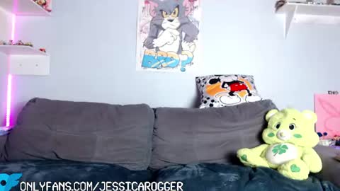 Jess And Rogger independents online show from July 19, 2026, 10:19 am