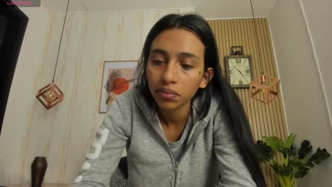 Jessica Pethersson  online show from December 21, 2024, 12:06 pm