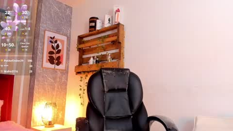 Jessica Pethersson  online show from March 10, 2025, 4:46 pm