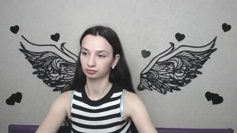 JessicaBreez online show from May 3, 2026, 1:39 pm