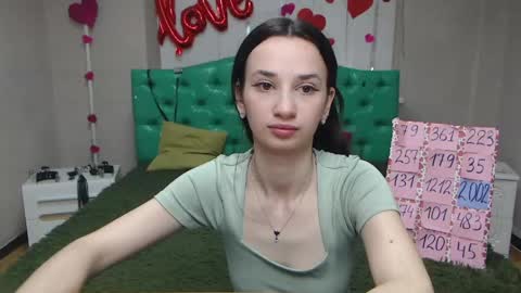 JessicaBreez online show from May 27, 2026, 5:26 am