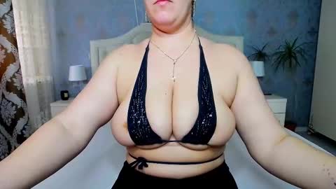 single mommy online show from March 12, 2025, 10:48 am