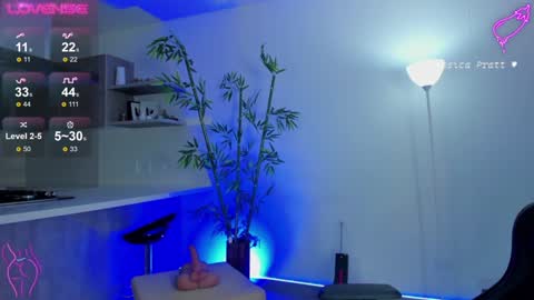  Jessica Pratt  IG jessicaxpratt online show from December 17, 2024, 9:38 pm