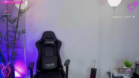  Jessica Pratt  IG jessicaxpratt online show from February 19, 2025, 11:04 pm