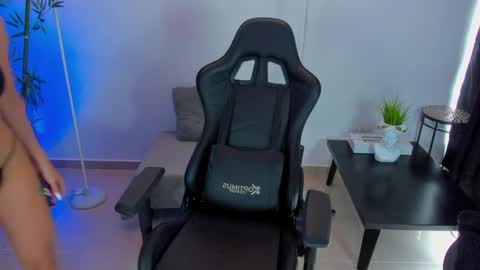  Jessica Pratt  IG jessicaxpratt online show from March 8, 2025, 7:20 pm