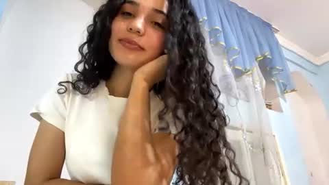 Elly online show from July 2, 2026, 7:25 am