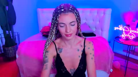 Jessy online show from October 20, 2025, 5:57 pm