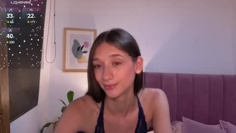 Jess online show from December 17, 2024, 4:21 pm