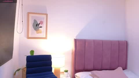 Jess online show from December 19, 2024, 10:53 pm