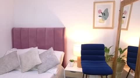 Jess online show from January 22, 2025, 2:46 pm