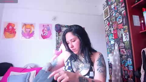 Snapshot of jessie_williams_01 chatting on February 27, 2025, 6:42 pm Your Sweet Angel online show from February 27, 2025, 6:42 pm