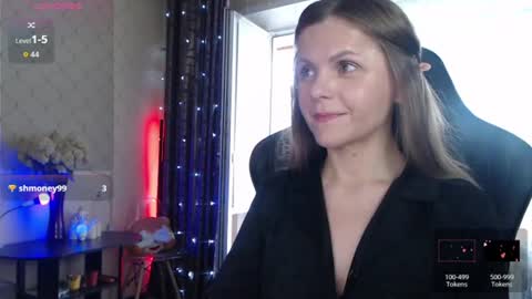 Snapshot of jessiemays chatting on June 14, 2026, 4:14 am Jess online show from June 14, 2026, 4:14 am