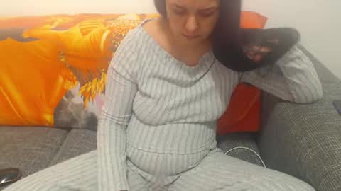 Snapshot of jessiestar3 chatting on February 23, 2025, 1:32 pm jessiestar3 online show from February 23, 2025, 1:32 pm
