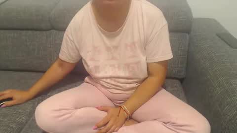 Snapshot of jessiestar3 chatting on March 3, 2025, 5:20 am jessiestar3 online show from March 3, 2025, 5:20 am