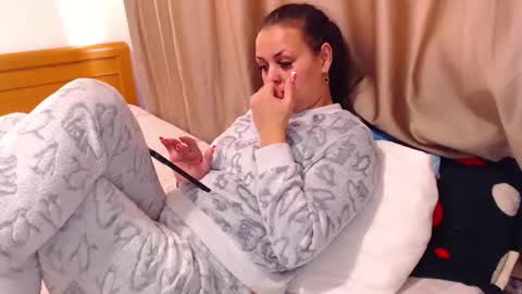 jessiestar3 online show from March 24, 2026, 3:39 pm