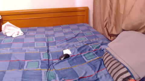 jessiestar3 online show from May 14, 2026, 4:41 am