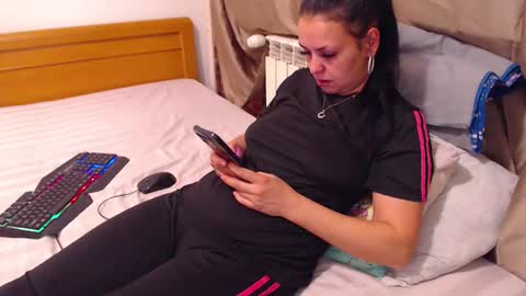 jessiestar3 online show from May 24, 2026, 11:54 pm