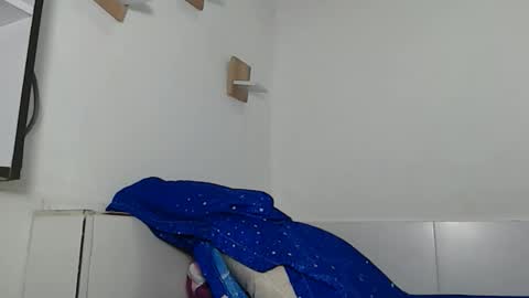 jessik_lov3 online show from March 3, 2026, 12:50 am