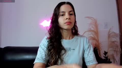 jessye_golden online show from May 30, 2026, 5:43 pm