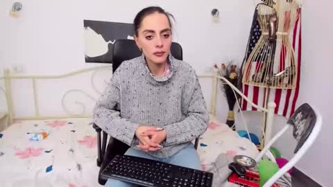 Snapshot of jessystarrr chatting on January 21, 2025, 3:15 am Jessy online show from January 21, 2025, 3:15 am