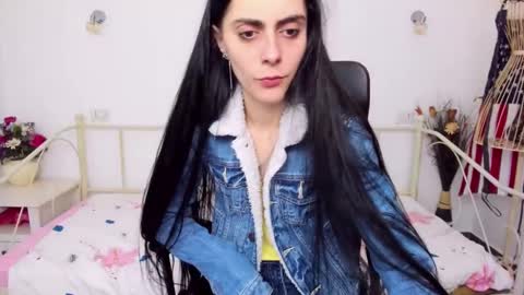 Snapshot of jessystarrr chatting on February 3, 2025, 4:41 pm Jessy online show from February 3, 2025, 4:41 pm