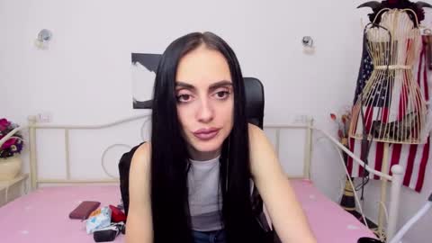Snapshot of jessystarrr chatting on February 6, 2025, 12:54 am Jessy online show from February 6, 2025, 12:54 am