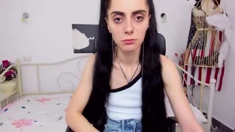 Snapshot of jessystarrr chatting on February 7, 2025, 5:07 pm Jessy online show from February 7, 2025, 5:07 pm
